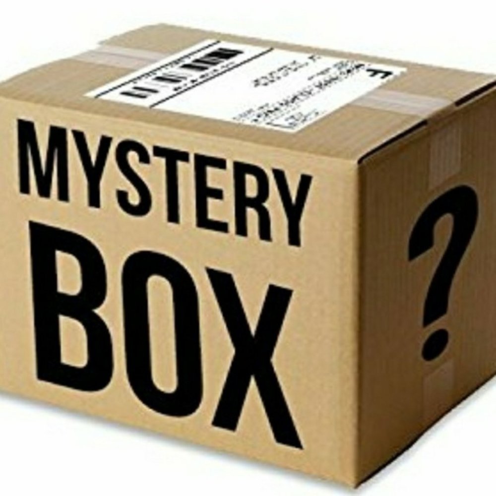 💖RESELLER BRAND NEW WOMEN'S CLOTHES MYSTERY BOX💖